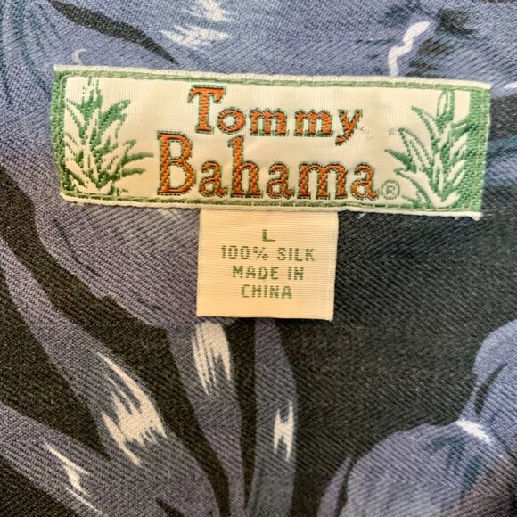 Tommy Bahama mens Silk camp Hawaiian shirt SZ Large Floral Blue/Gray White Black - Picture 5 of 5